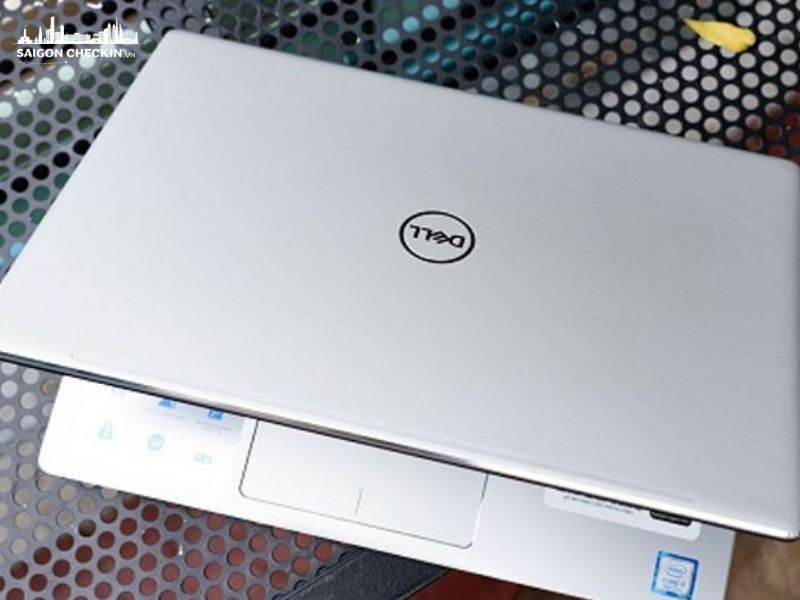 top-dich-vu-cho-thue-laptop-tphcm-uy-tin-gia-re-cho-su-kien-8