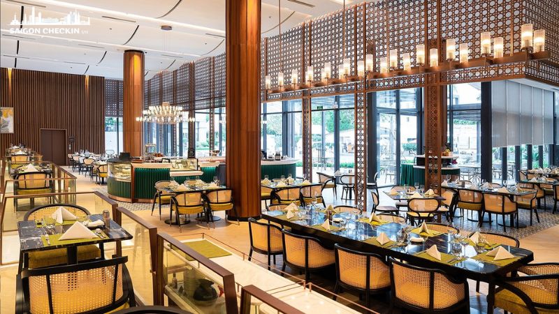 danh-sach-nha-hang-buffet-hai-san-tphcm-tuoi-ngon-gia-hop-ly-cuc-dong-khach-3