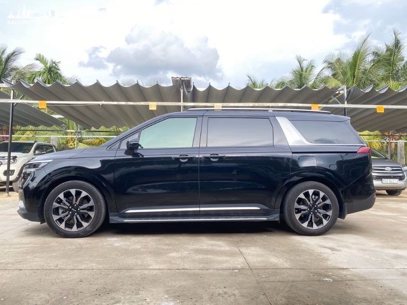 thue-xe-o-to-tu-lai-tai-tphcm-1