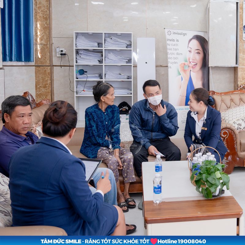 nha-khoa-tam-duc-smile-binh-phuoc-co-tot-khong-1