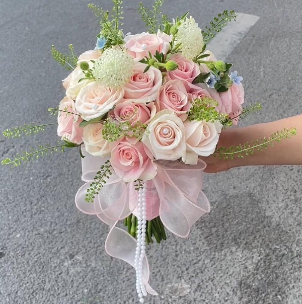 danh-sach-shop-hoa-cuoi-long-bien-dep-uy-tin-hoa-tuoi-giao-tan-noi-nhanh-3