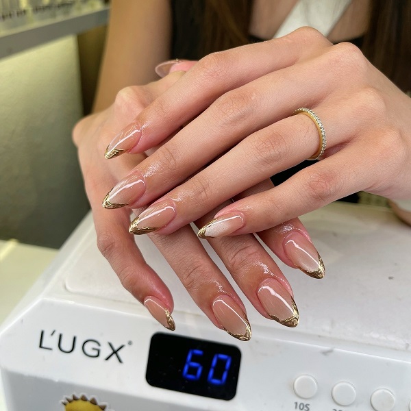 danh-sach-tiem-nail-quan-5-dep-uy-tin-cho-khach-lam-nail-gan-day-de-chon-1