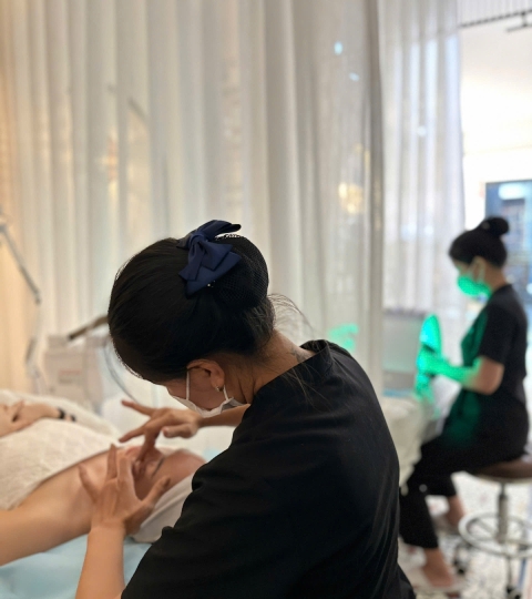 KIM Health & Beauty - spa nặn mụn Quận 1