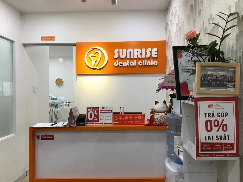 Nha khoa Sunrise niềng răng Quận 7